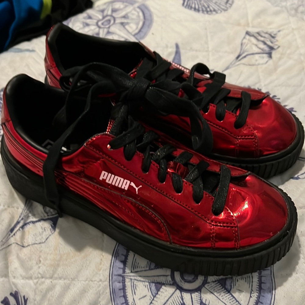 Puma's size 5